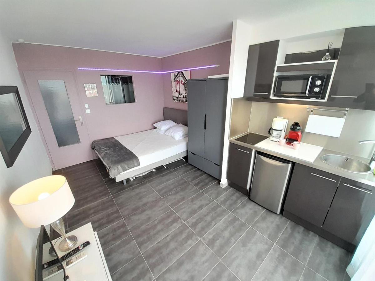 Studio Village Naturiste Baby Doll แอกด์ ภายนอก รูปภาพ